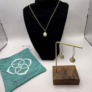 Kendra Scott Kiri Teardrop Gold Necklace with White Pendant & Dee Drop Earrings